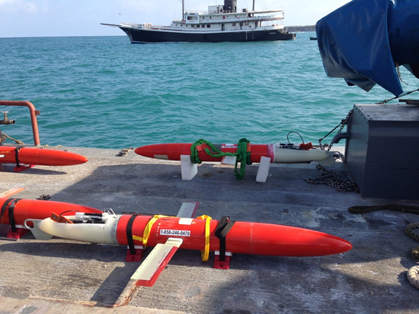 Inocar desplegó cuatro nuevos robots submarinos en Galápagos para continuar con el monitoreo del océano en tiempo real Inocar desplegó cuatro nuevos robots submarinos en Galápagos para continuar con el monitoreo del océano en tiempo real