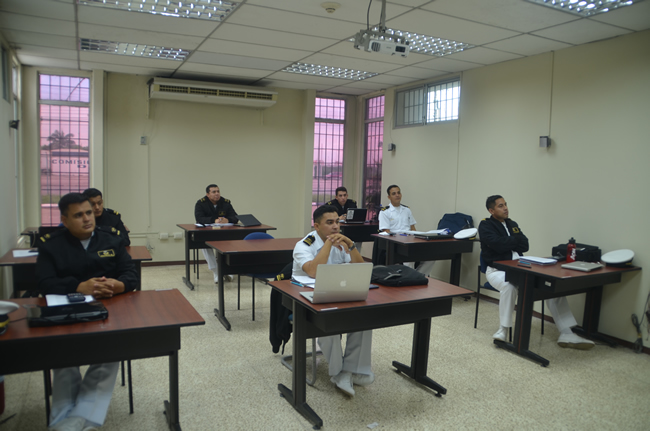 Inició curso de Hidrografía para Oficiales de Marina