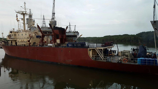 BAE Orión traslada ayuda humanitaria para damnificados de Manabí BAE Orión traslada ayuda humanitaria para damnificados de Manabí