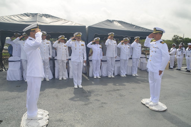Capitán Luis Morales Auz es el nuevo comandante del Buque Orión