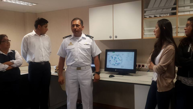 Personal del Inocar visitó el buque oceanográfico Carrasco de la Armada de Perú
