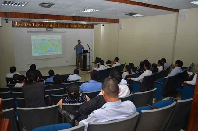 Conferencias sobre Estratigrafía Sísmica y Morfodinámica del Golfo de Guayaquil