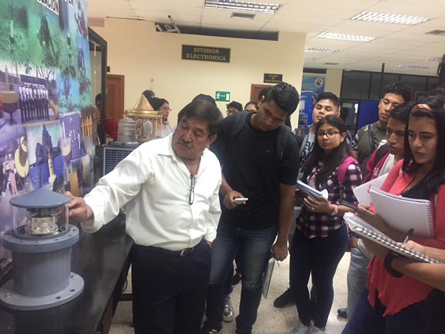 Estudiantes universitarios de la costa del Ecuador visitaron el Inocar