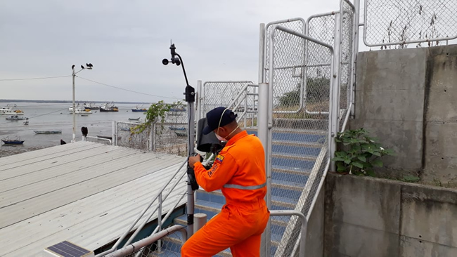 Mantenimiento preventivo de estación meteorológica en Posorja Mantenimiento preventivo de estación meteorológica en Posorja