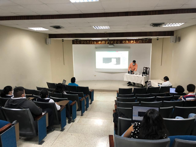 Investigadores del Inocar reciben capacitación sobre el uso y aplicación del modelo SWASH