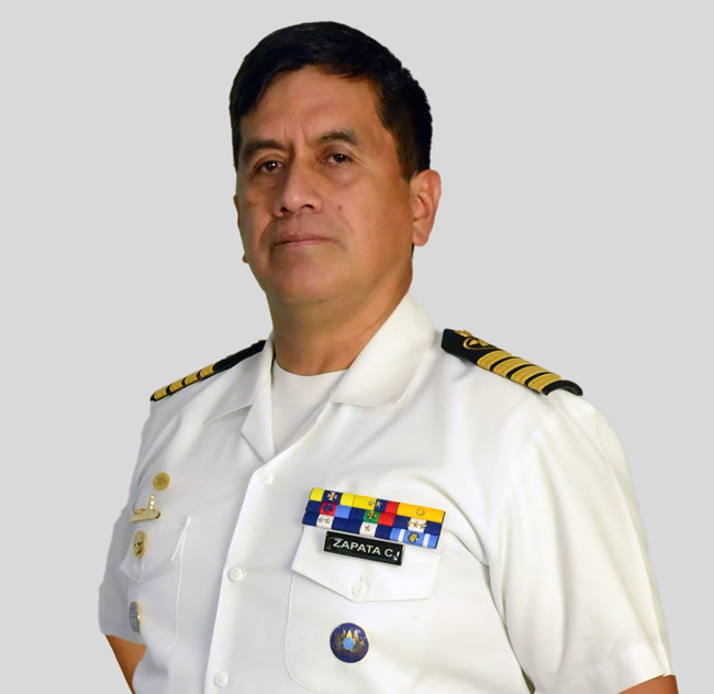 Comandante Carlos Zapata Cortez asumió el cargo de Director del Inocar