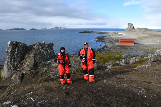 Exposición fotográfica “Constelación Polar Sur”