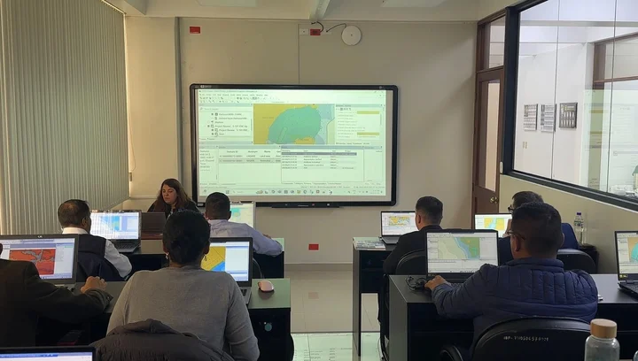 Inocar fortalece capacidades técnicas en cartografía náutica electrónica con participación en Taller Regional en Perú Inocar fortalece capacidades técnicas en cartografía náutica electrónica con participación en Taller Regional en Perú