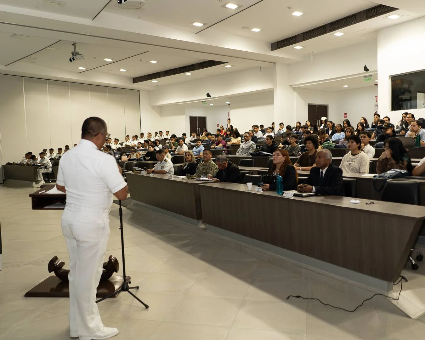 Inocar impulsa el conocimiento marítimo con el evento “Ecuador país marítimo”